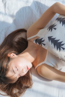 女女舌吻